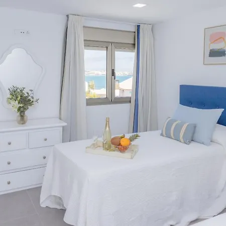 Poris 5 Beachfront By Holidays * Corralejo