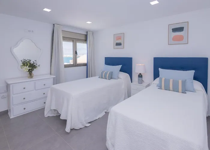 Poris 5 Beachfront By Holidays * Corralejo