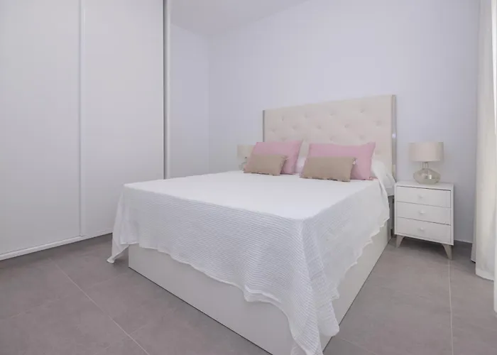 Poris 5 Beachfront By Holidays *