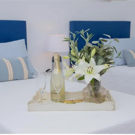 Poris 5 Beachfront By Holidays * Corralejo